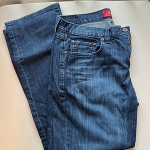 Like new lucky jeans dark wash